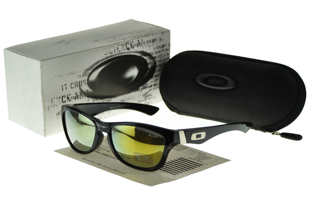 Oakley Frogskin Sunglasses black Frame yellow Lens