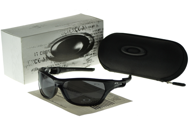 Oakley Polarized Sunglasses black Frame black Lens