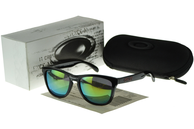 Oakley Frogskin Sunglasses black Frame yellow Lens