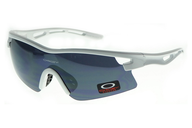Oakley Radar Range Sunglasses White Frame Gray Lens