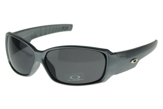 Oakley Polarized Sunglasses Gray Frame Gray Lens