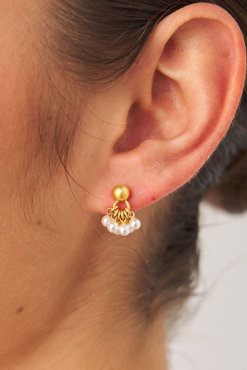Como Double Studs Worn Gold/ Pearl