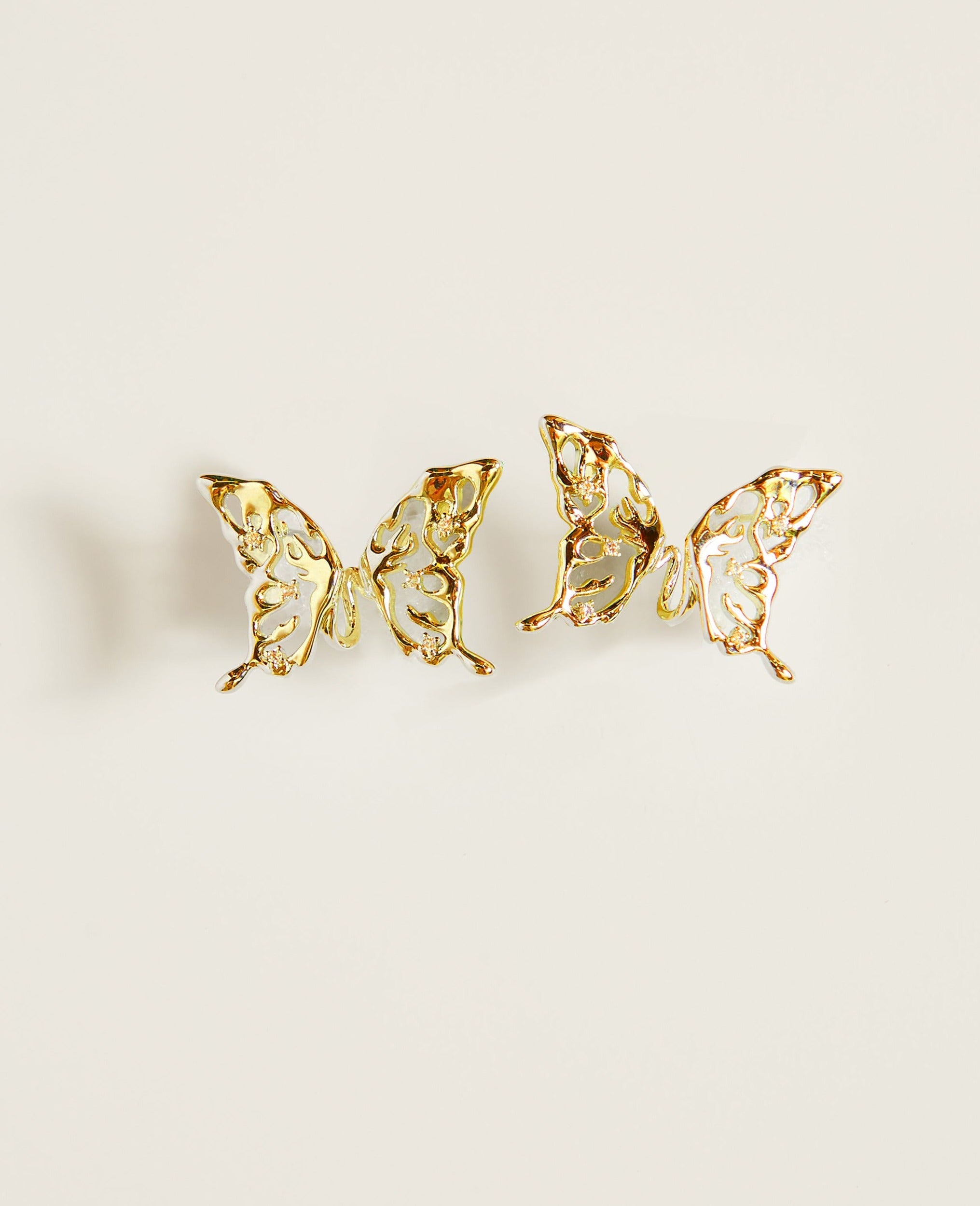 Anima’s Wing Earrings in Gold