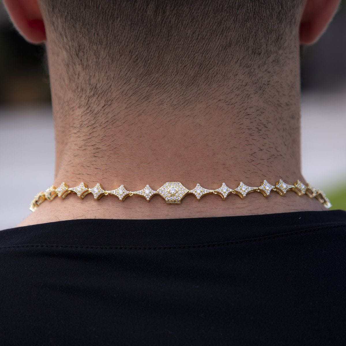 GLD Star Link Chain in Yellow Gold