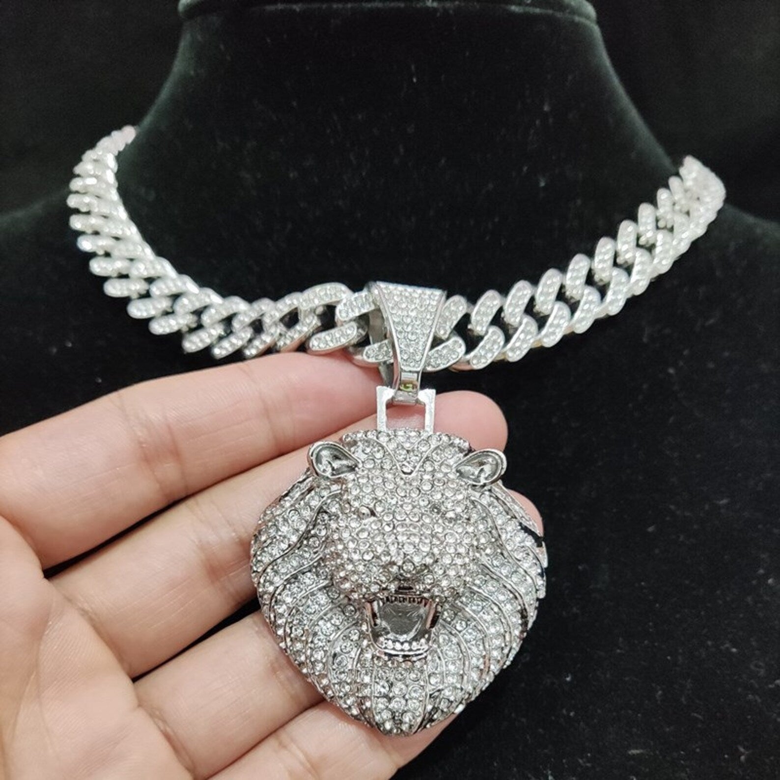 ICED ROARING LION NECKLACE