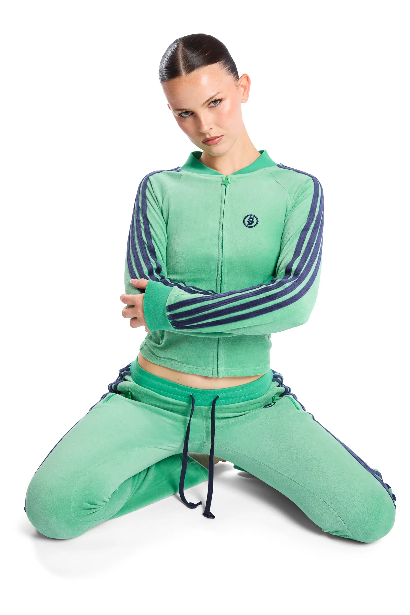BODY VELOUR TRACK JACKET (CLOVER GREEN)