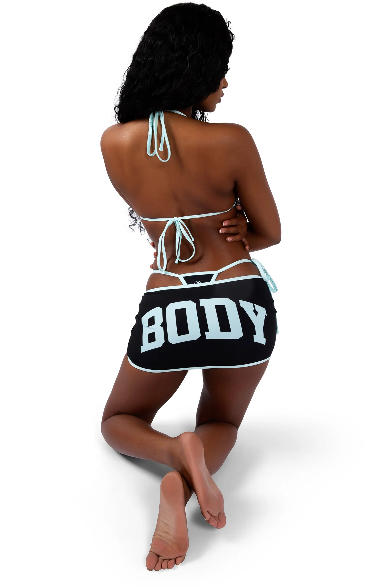 BACKSHOT BIKINI TOP (BLACK/BABY BLUE)