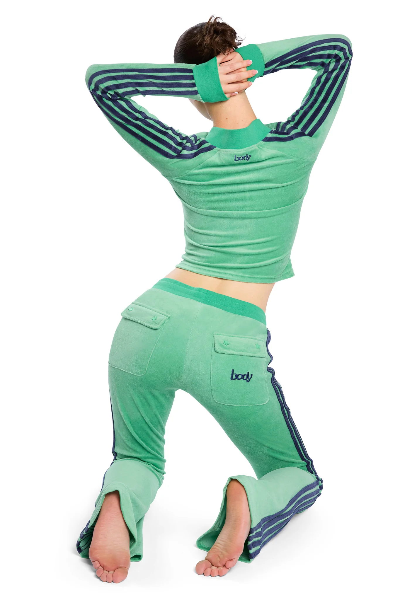 BODY VELOUR TRACK JACKET (CLOVER GREEN)