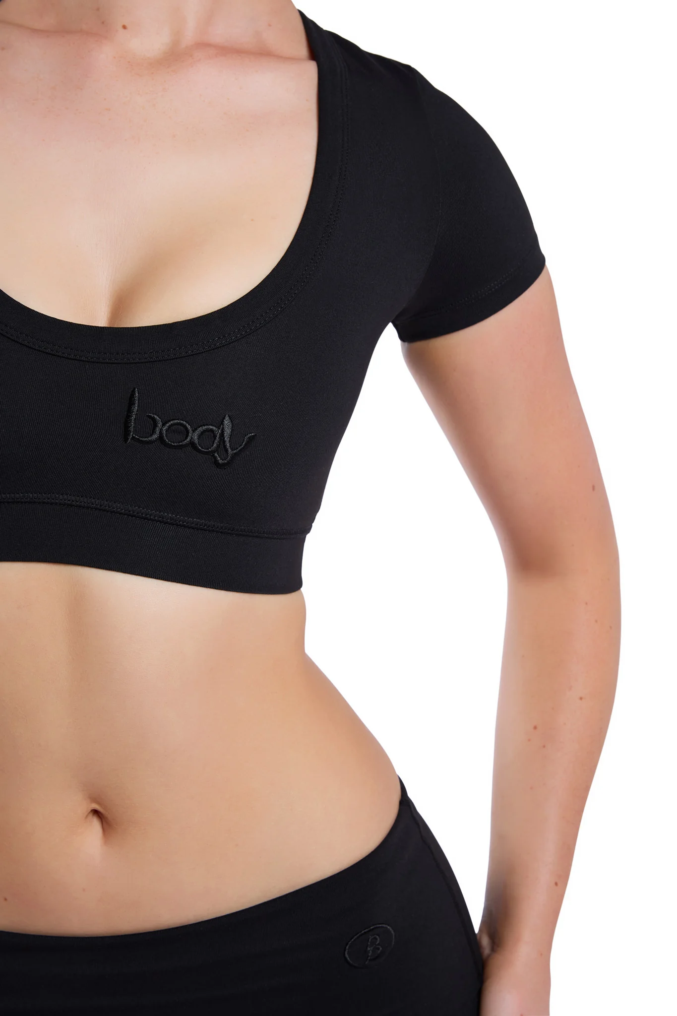 YOGA CROP TOP (BLACK)