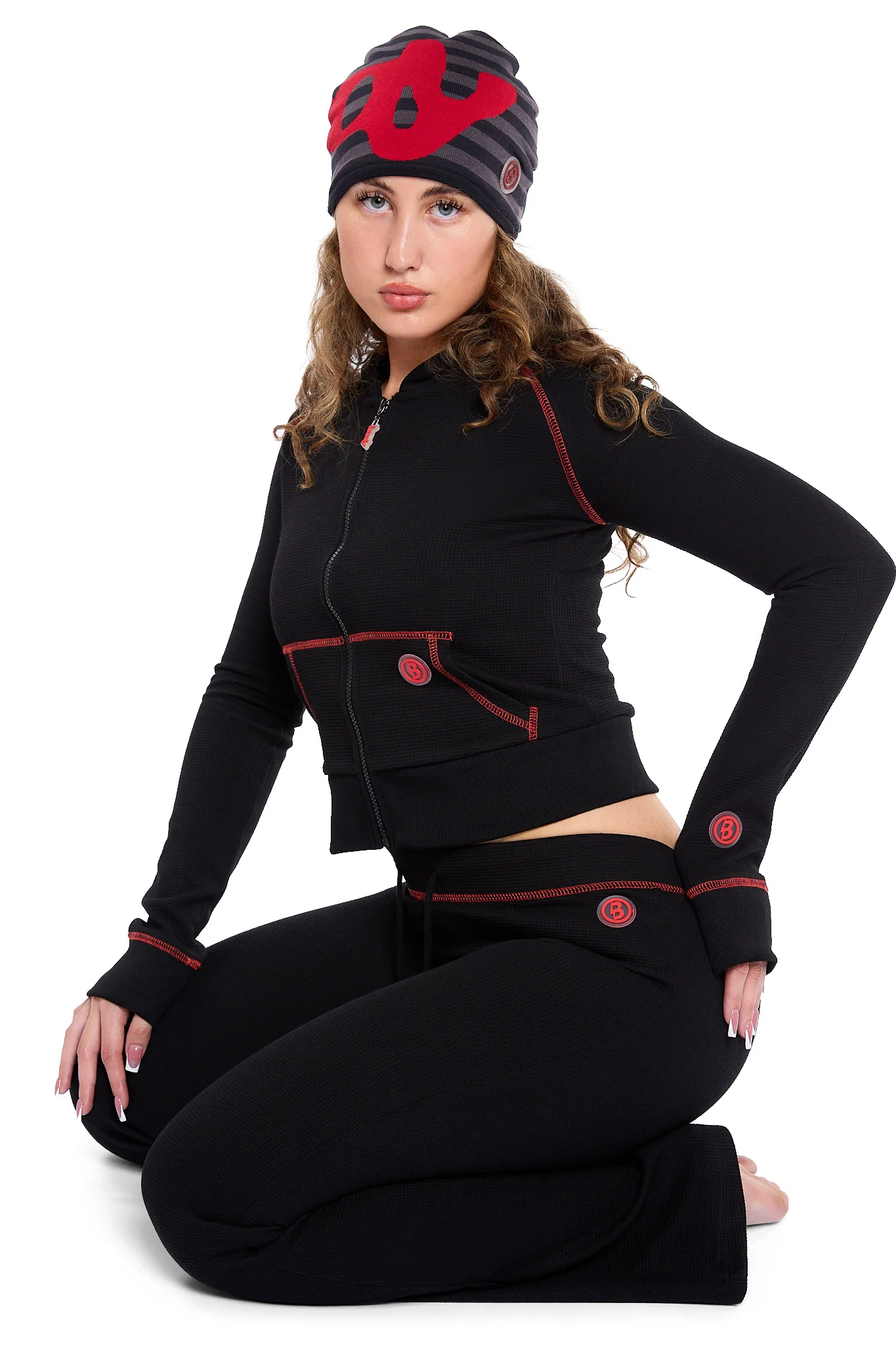 WAFFLE KNIT HOODIE (BLACK CHERRY/RED)