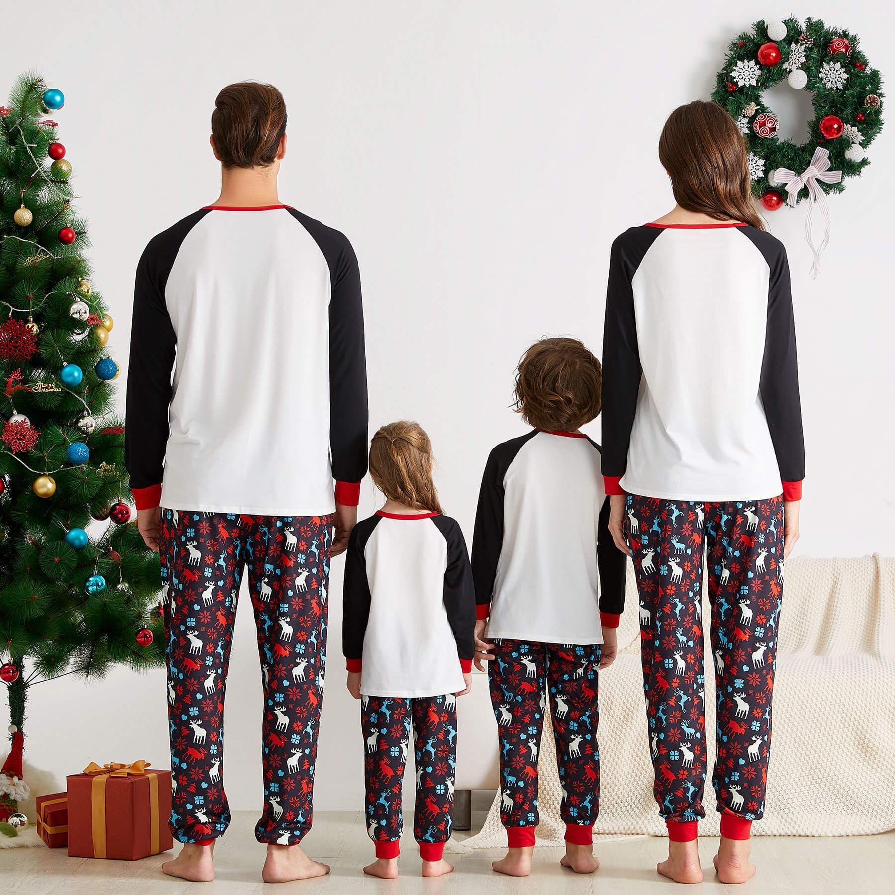 Merry Christmas Reindeer Print Family Matching Pajamas Sets