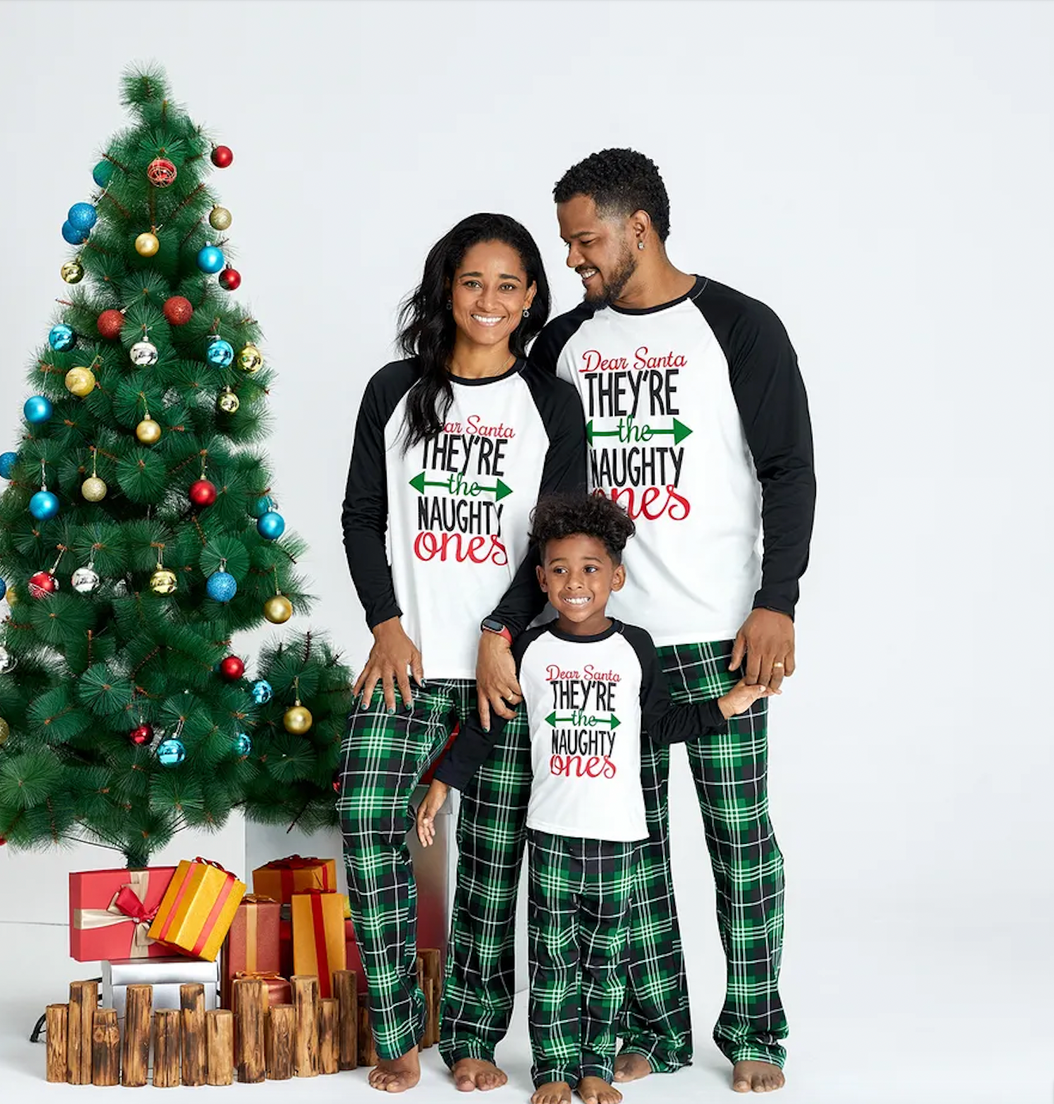 Contrast Top and Green Buffalo Plaid Pants Christmas Family Matching Pajamas Set (with Pet Dog Clothes)
