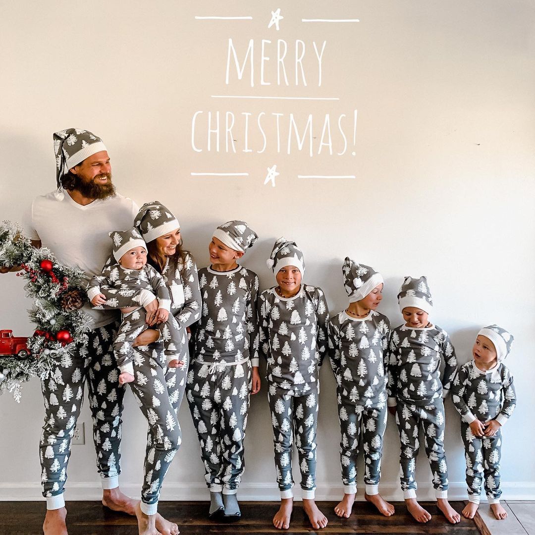 🔥LAST DAY 80% OFF🔥Christmas Tree Family Pajamas 3-piece set