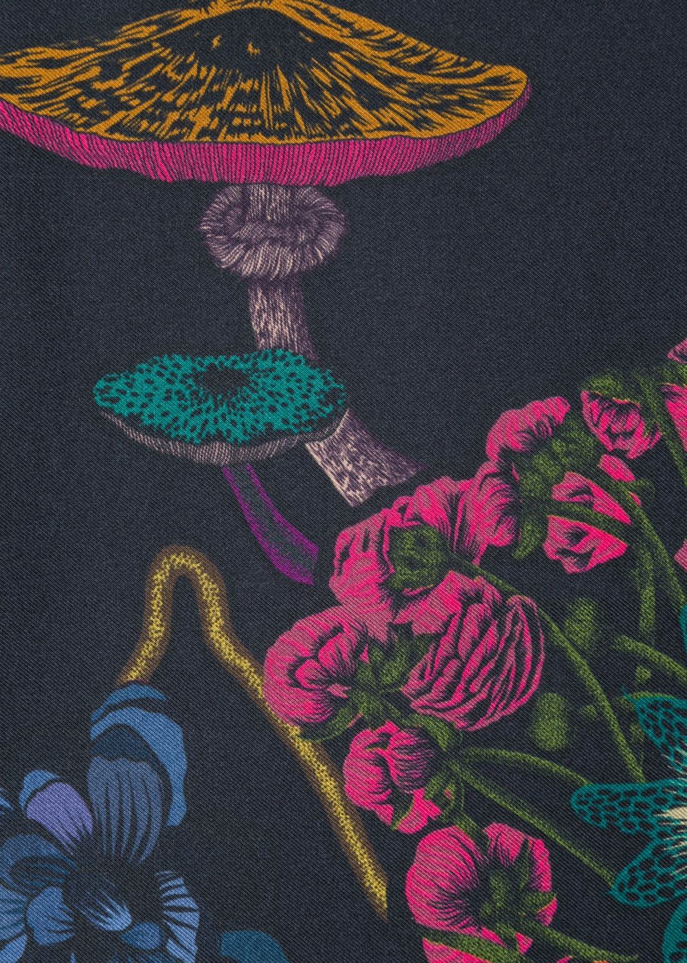 Paul Smith Men's Black 'florian' Print Silk Pocket Square Accessories