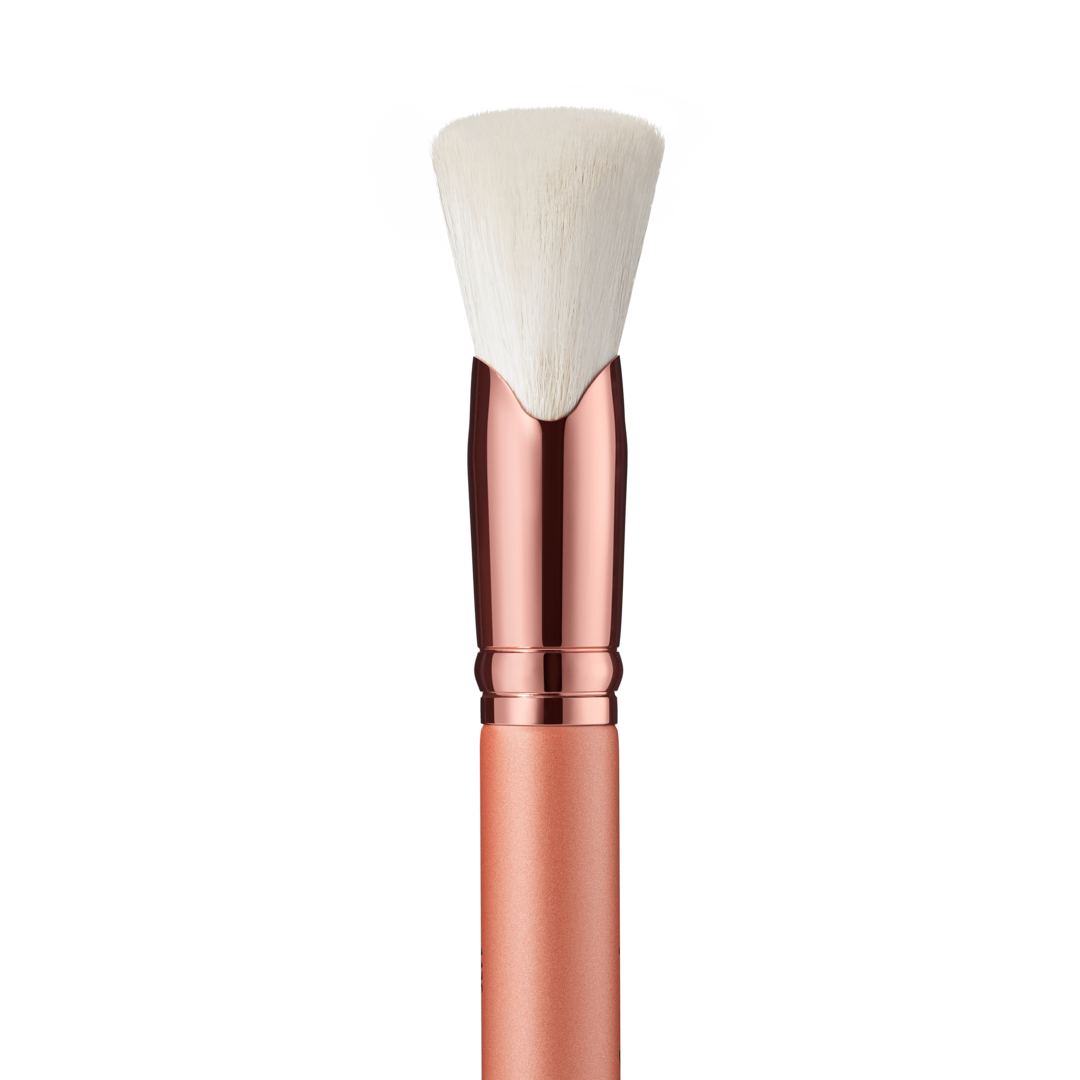 143S Bronzer Fan Brush