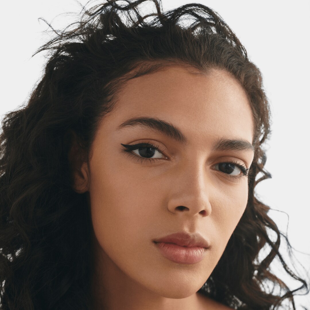 Studio Fix Fluid SPF 15 | MAC Cosmetics - Official Site