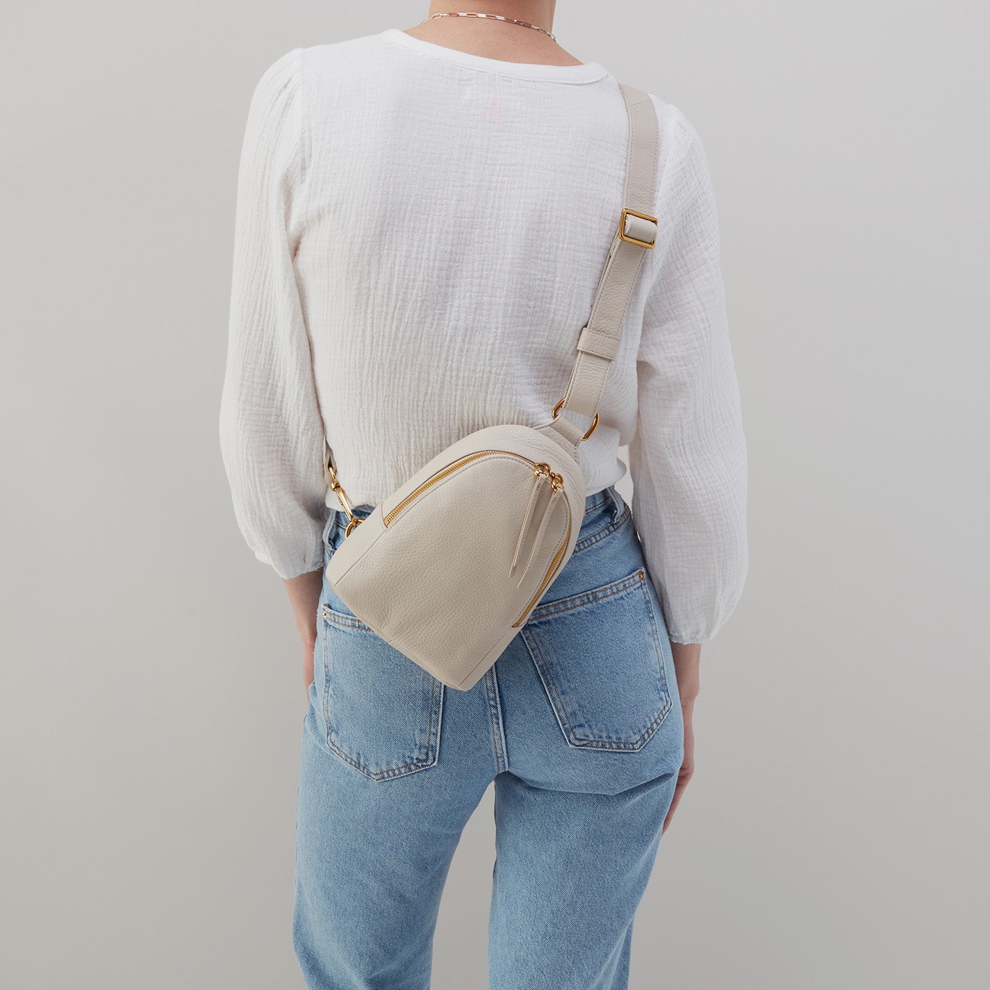 Fern Sling in Pebbled Leather - Chalk
