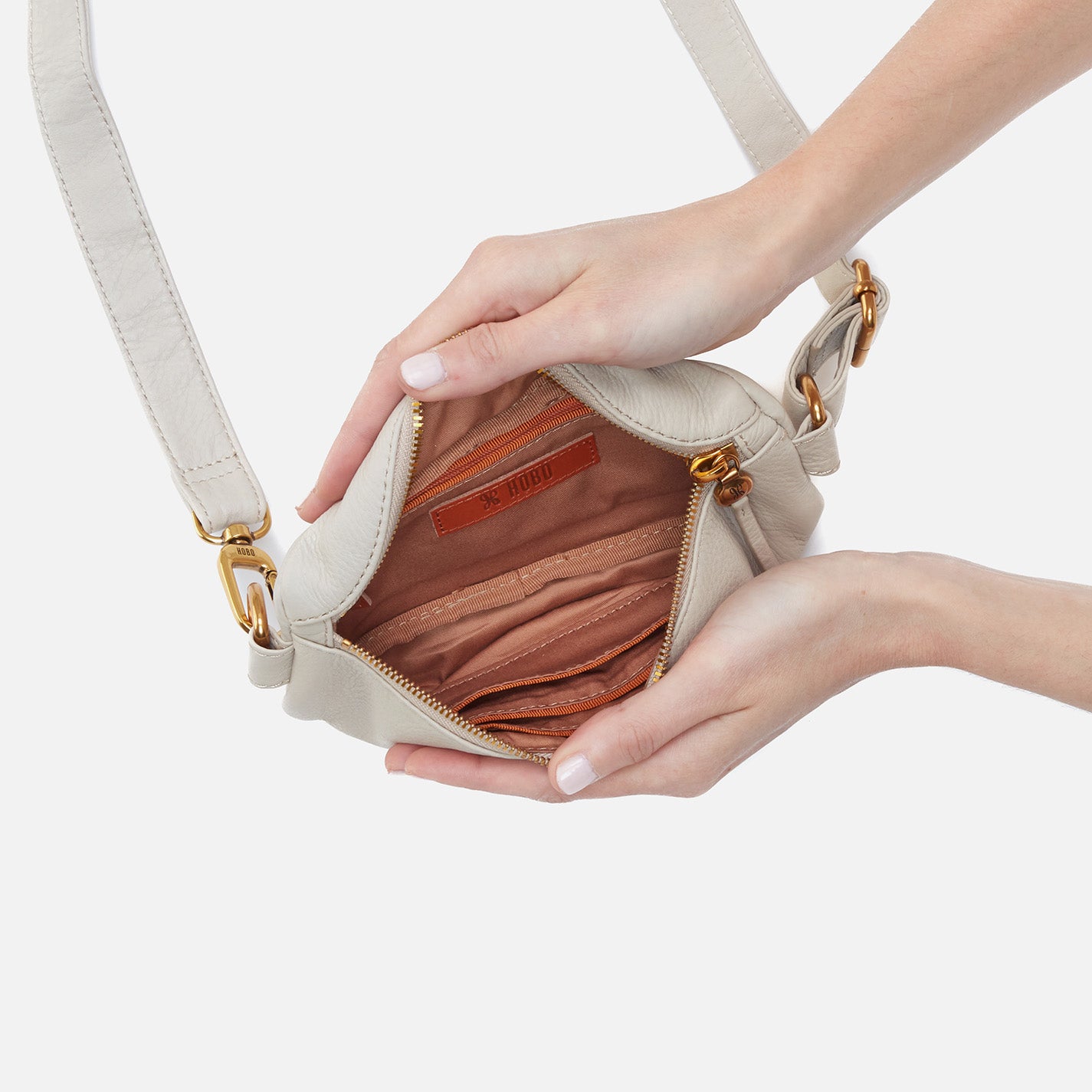 Fern Belt Bag in Pebbled Leather - Chalk