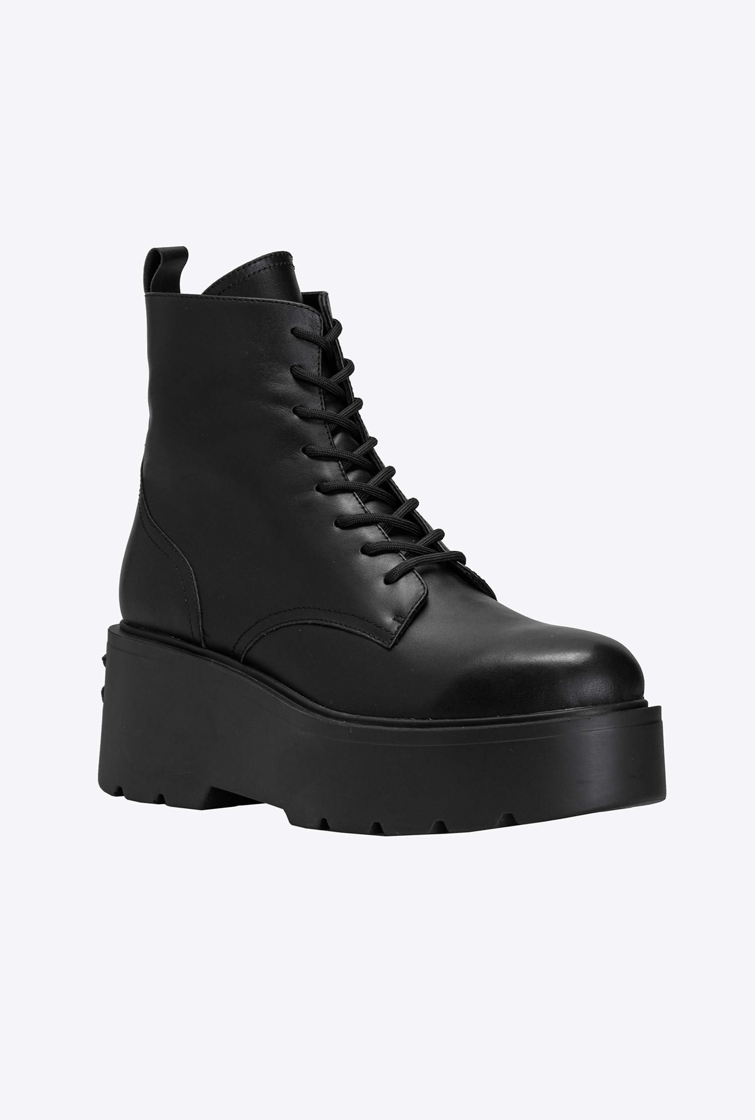 Platform combat boots