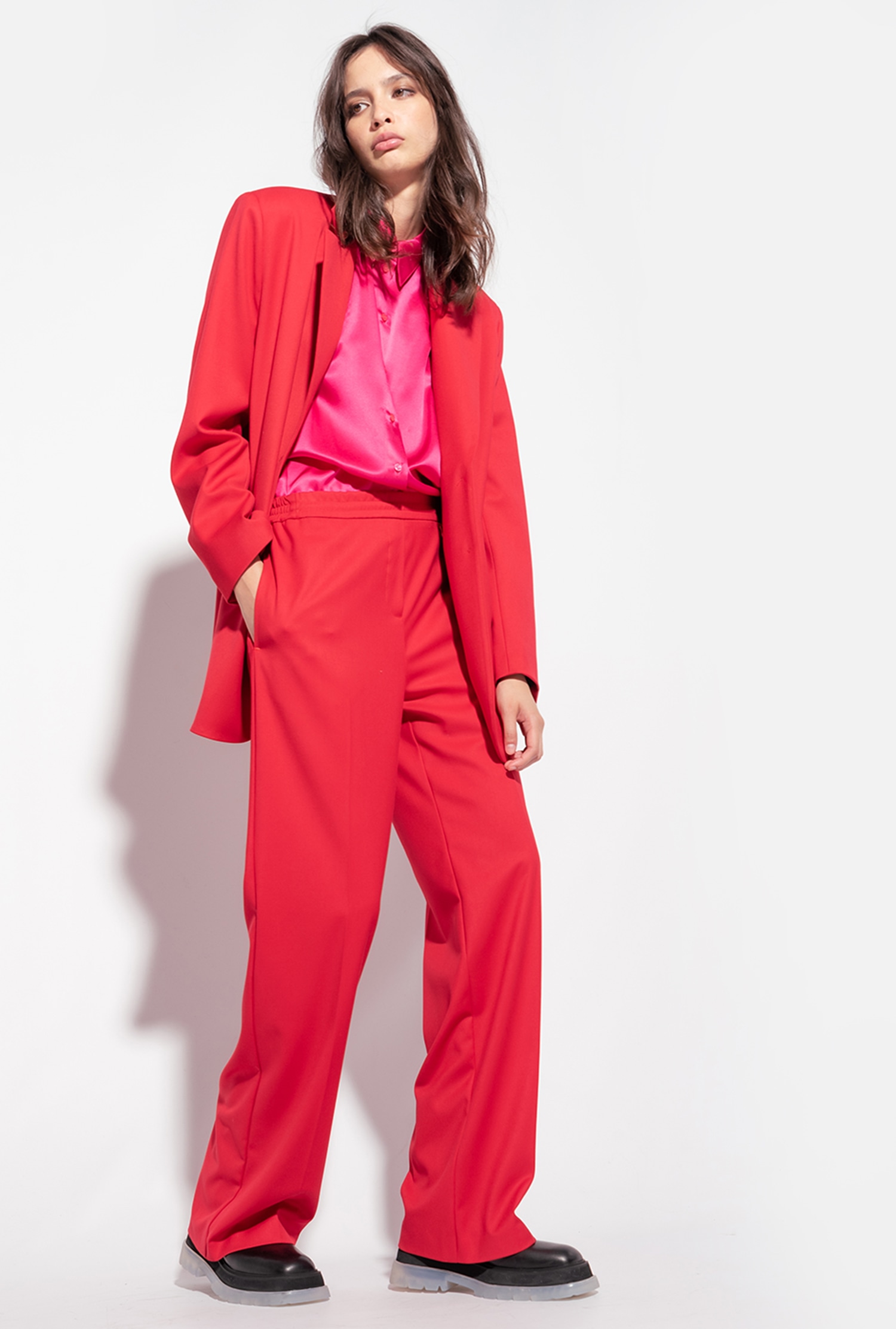 Wide-leg trousers with elastic waist