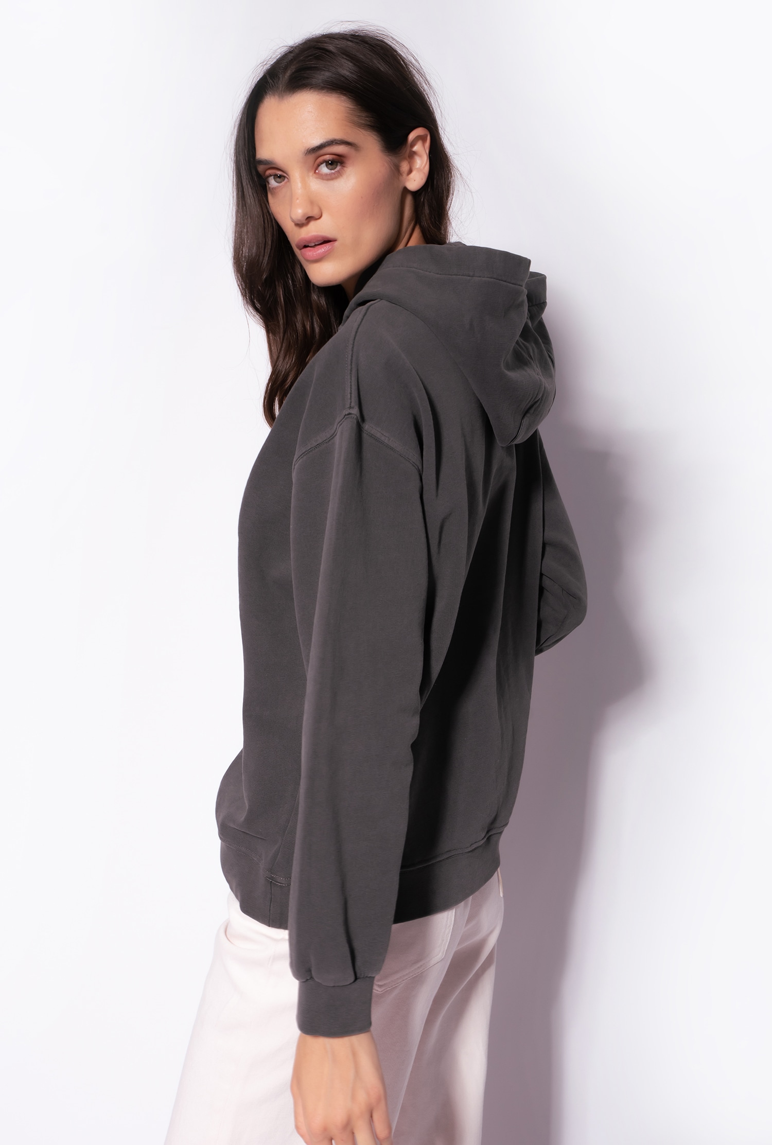 Sweatshirt with Wanted print