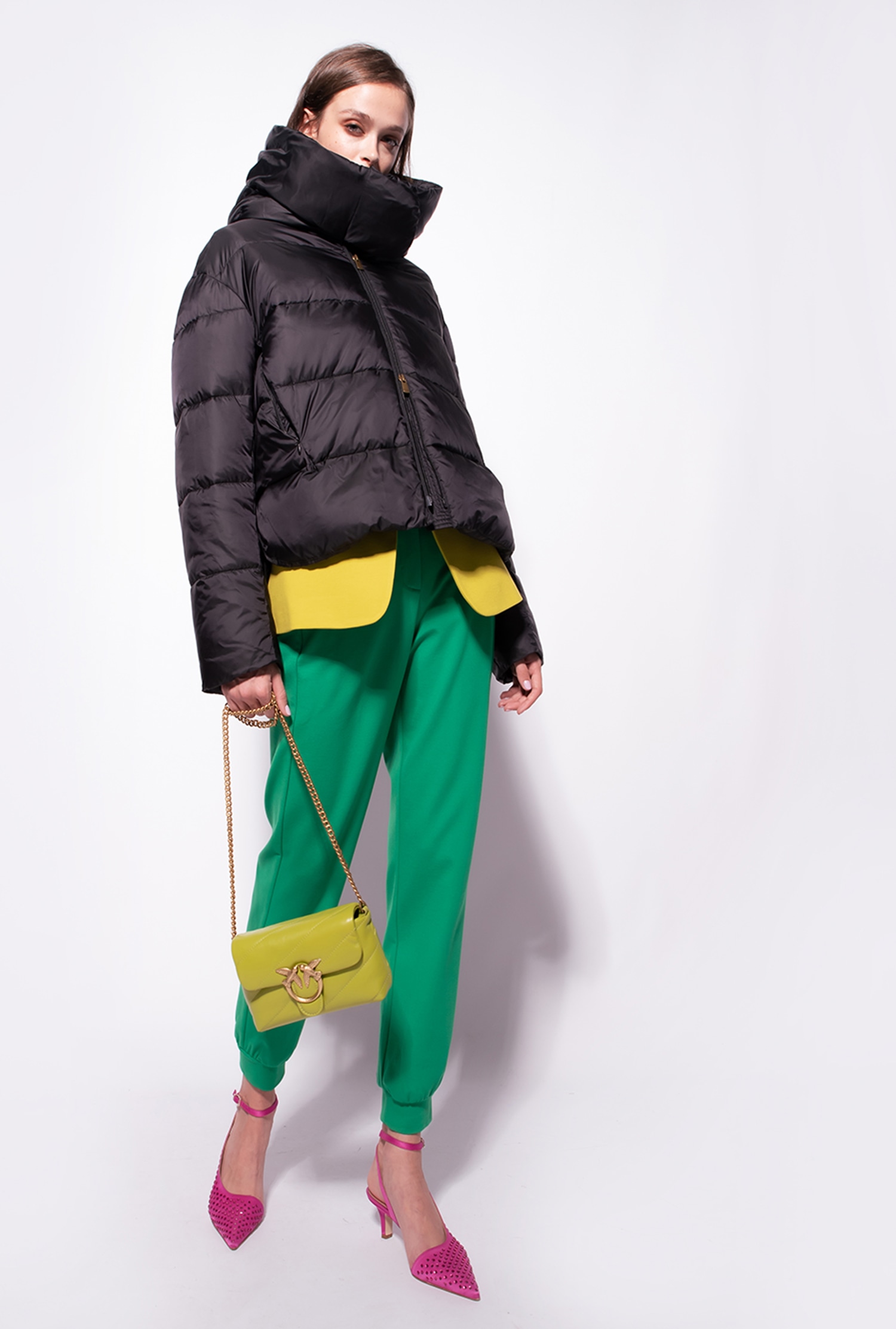 Semi-glossy down jacket with hood