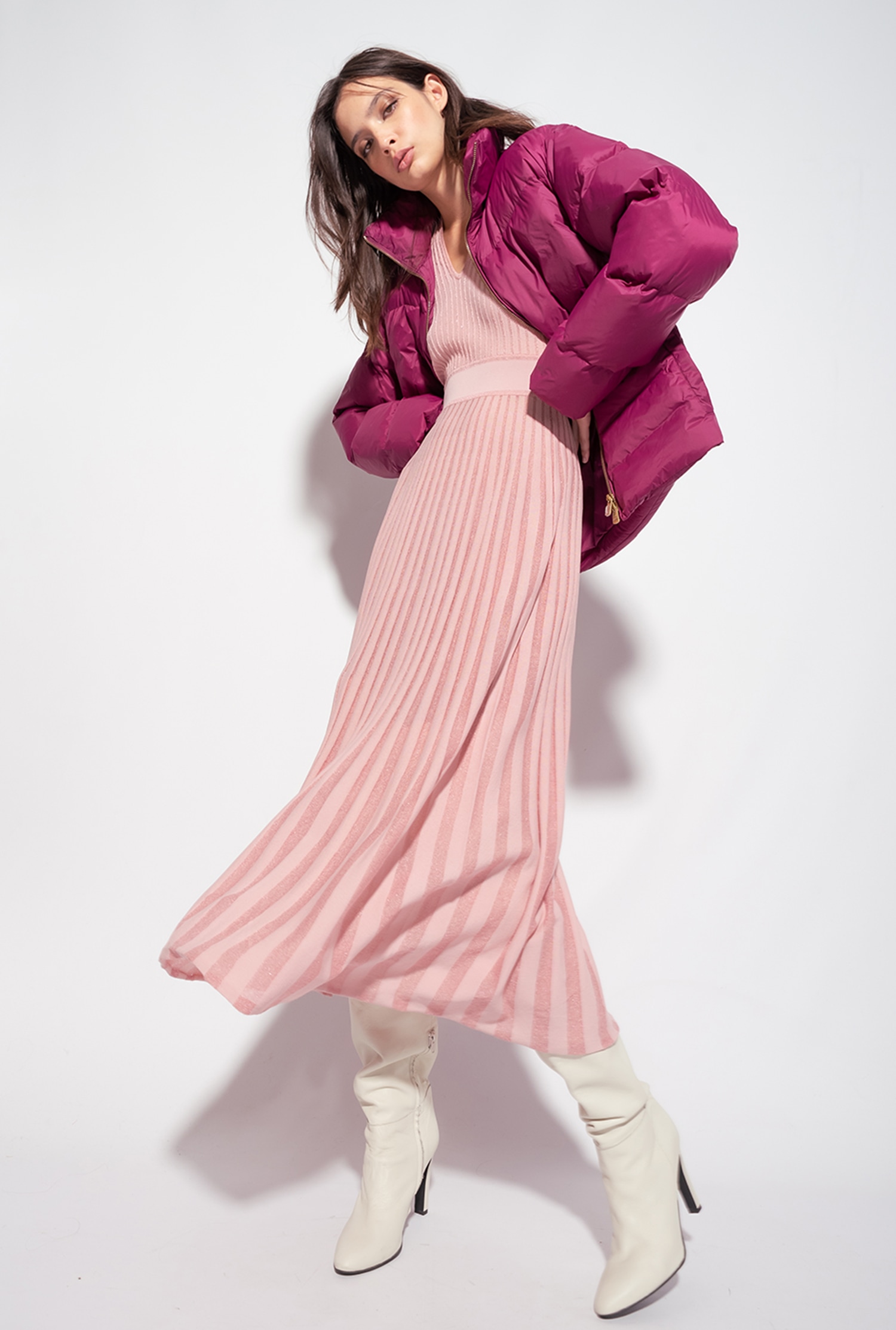 Short down jacket with belt