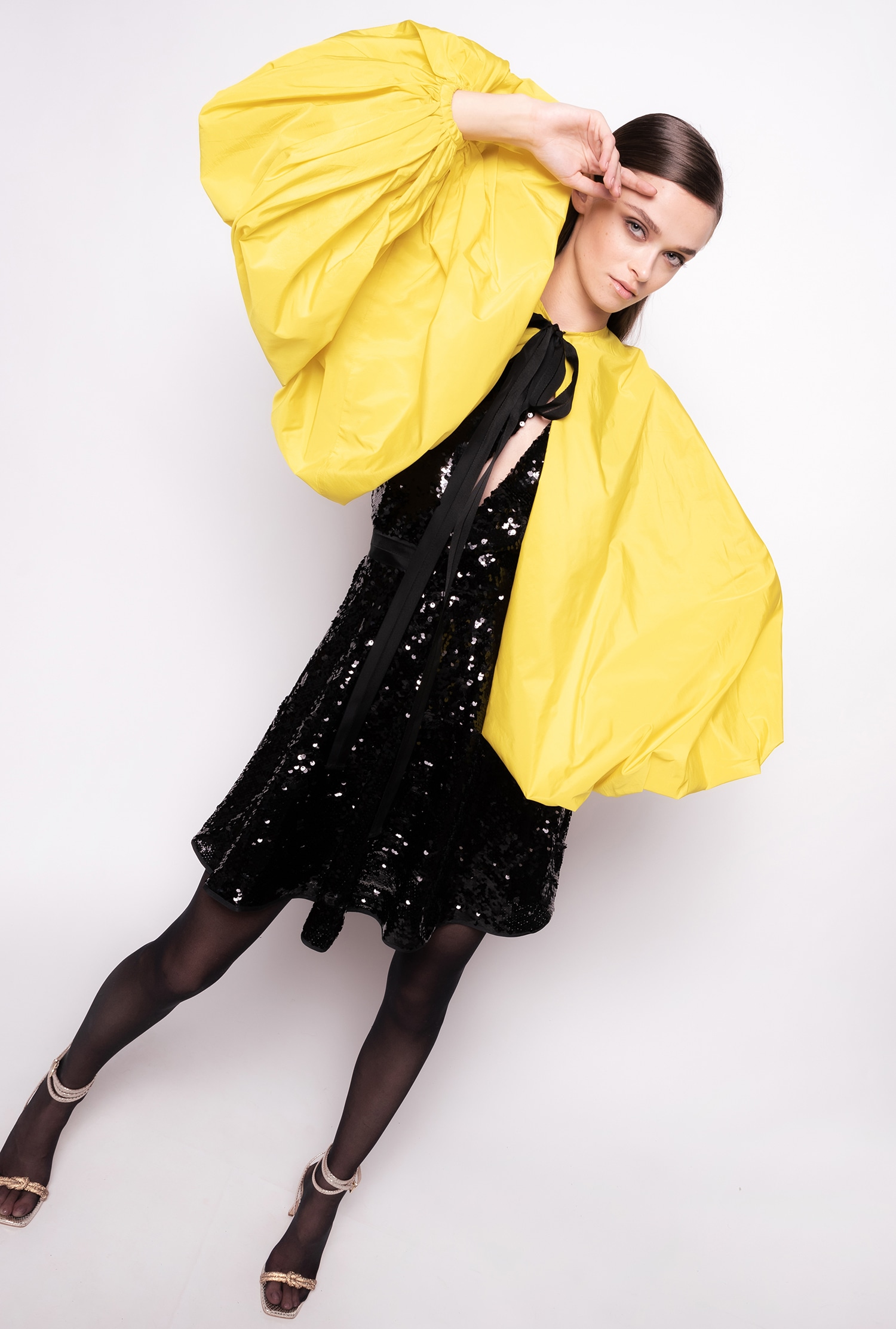 Taffeta shrug with balloon sleeves