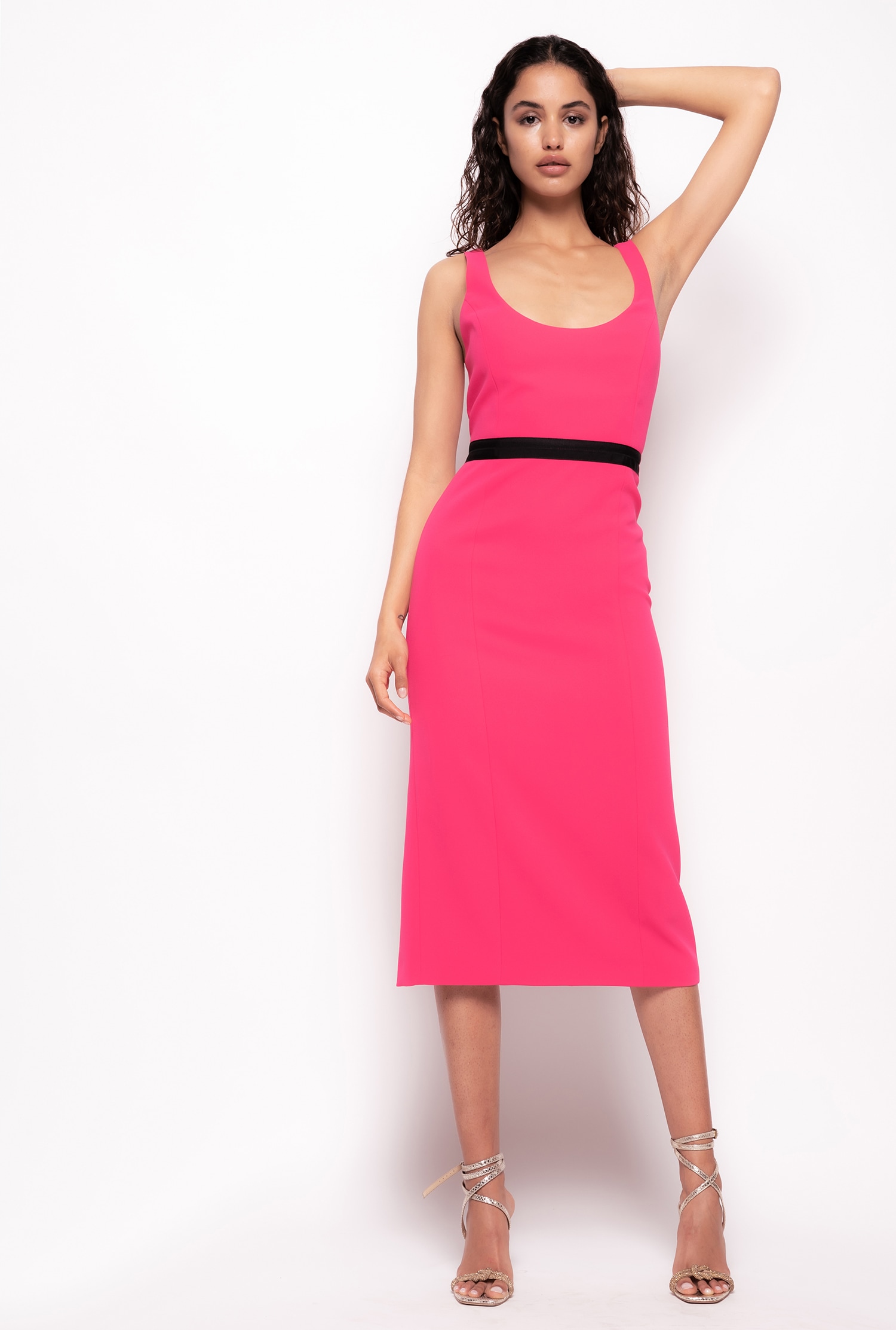 Calf-length dress with bow