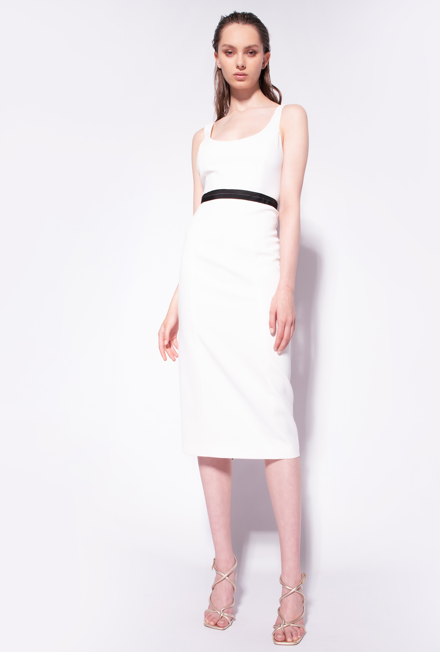 Calf-length dress with bow