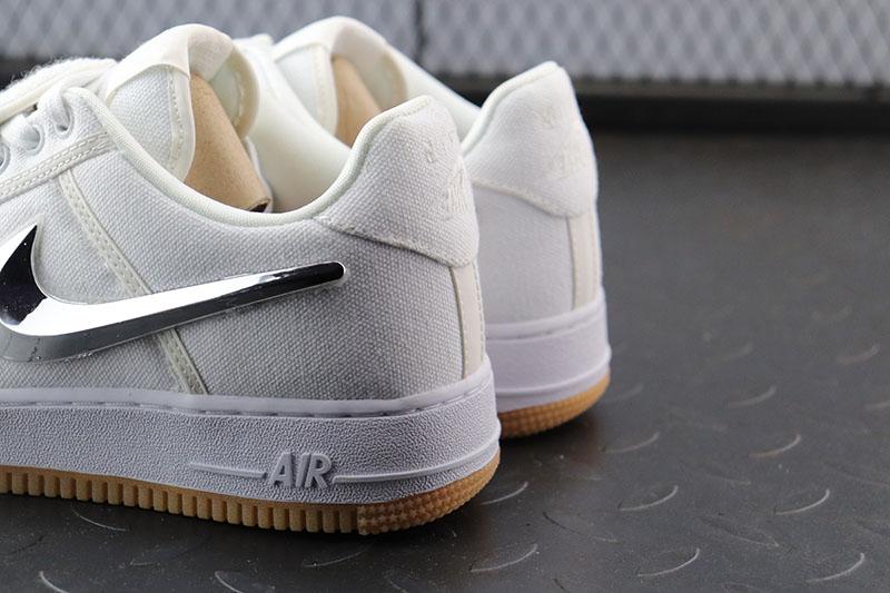 Air Force 1 Low Travis Scott White ( with interchangeable swooshes)