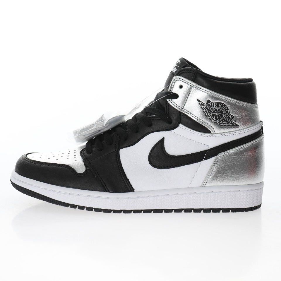 (WOMEN SIZE!!) Jordan 1 Retro High Silver Toe