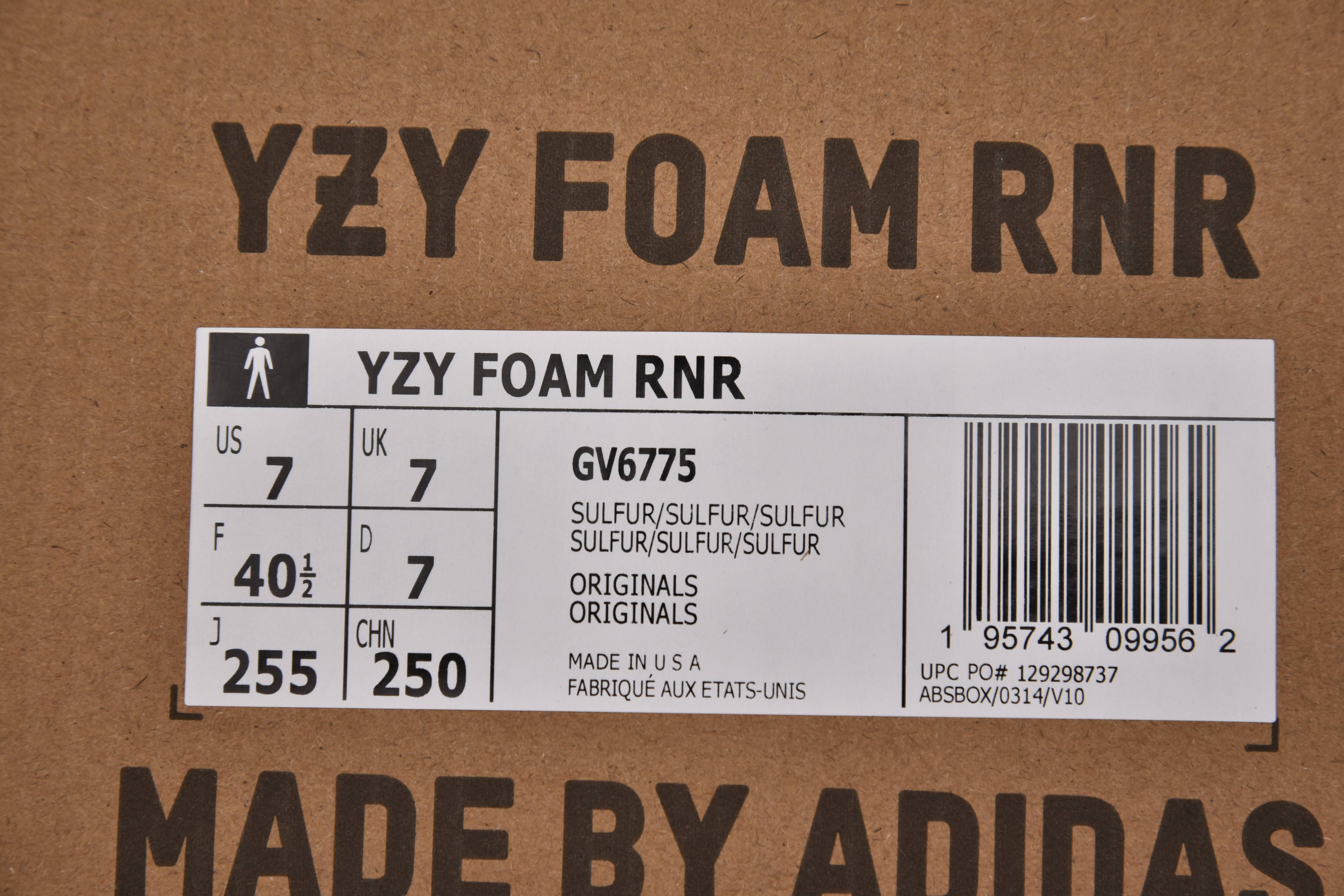 adidas Yeezy Foam RNNR Sulfur
