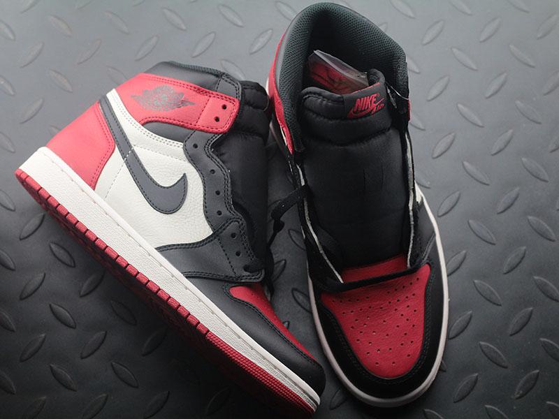 Jordan 1 Retro High Bred Toe