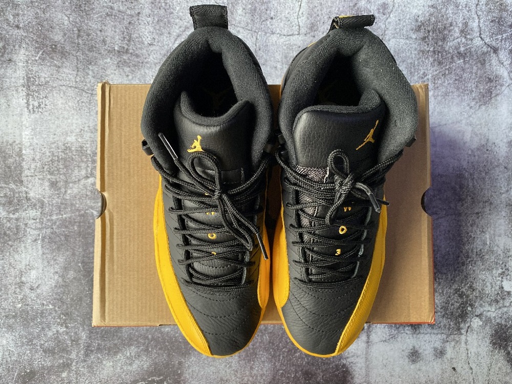Jordan 12 Retro University Gold