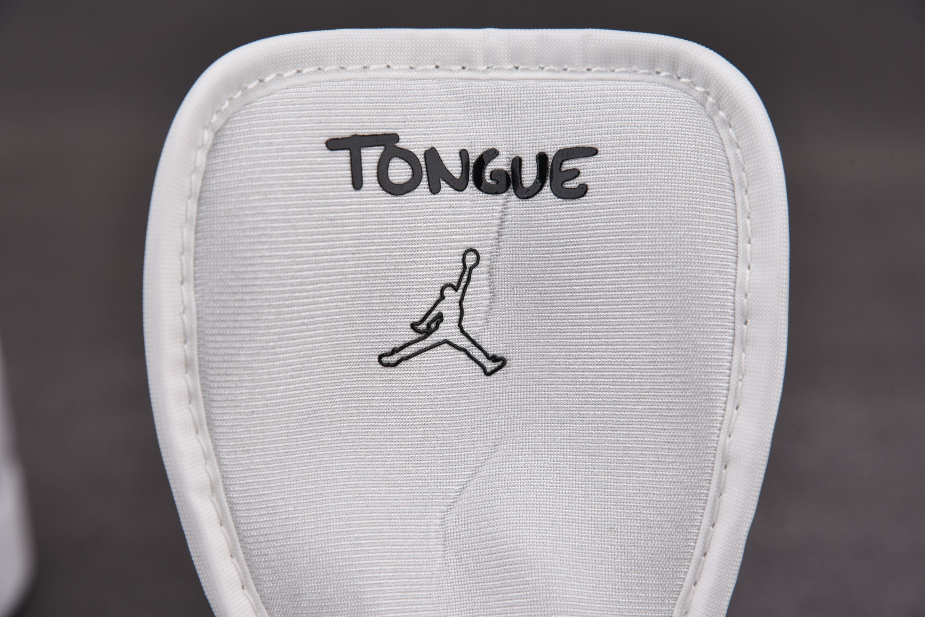 Jordan 1 Mid Schematic / Sneaker School