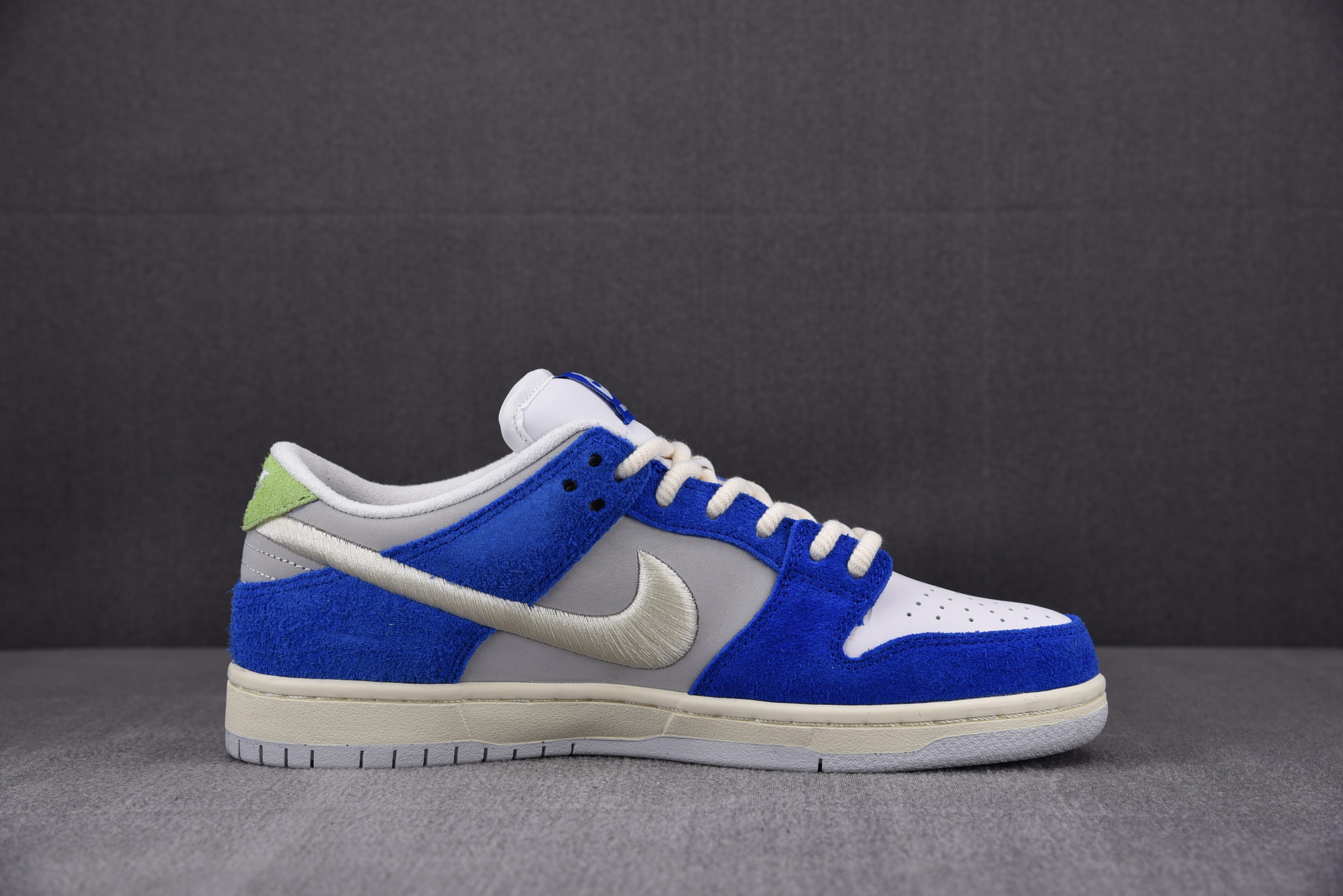 Nike SB Dunk Low Pro Fly Streetwear Gardenia