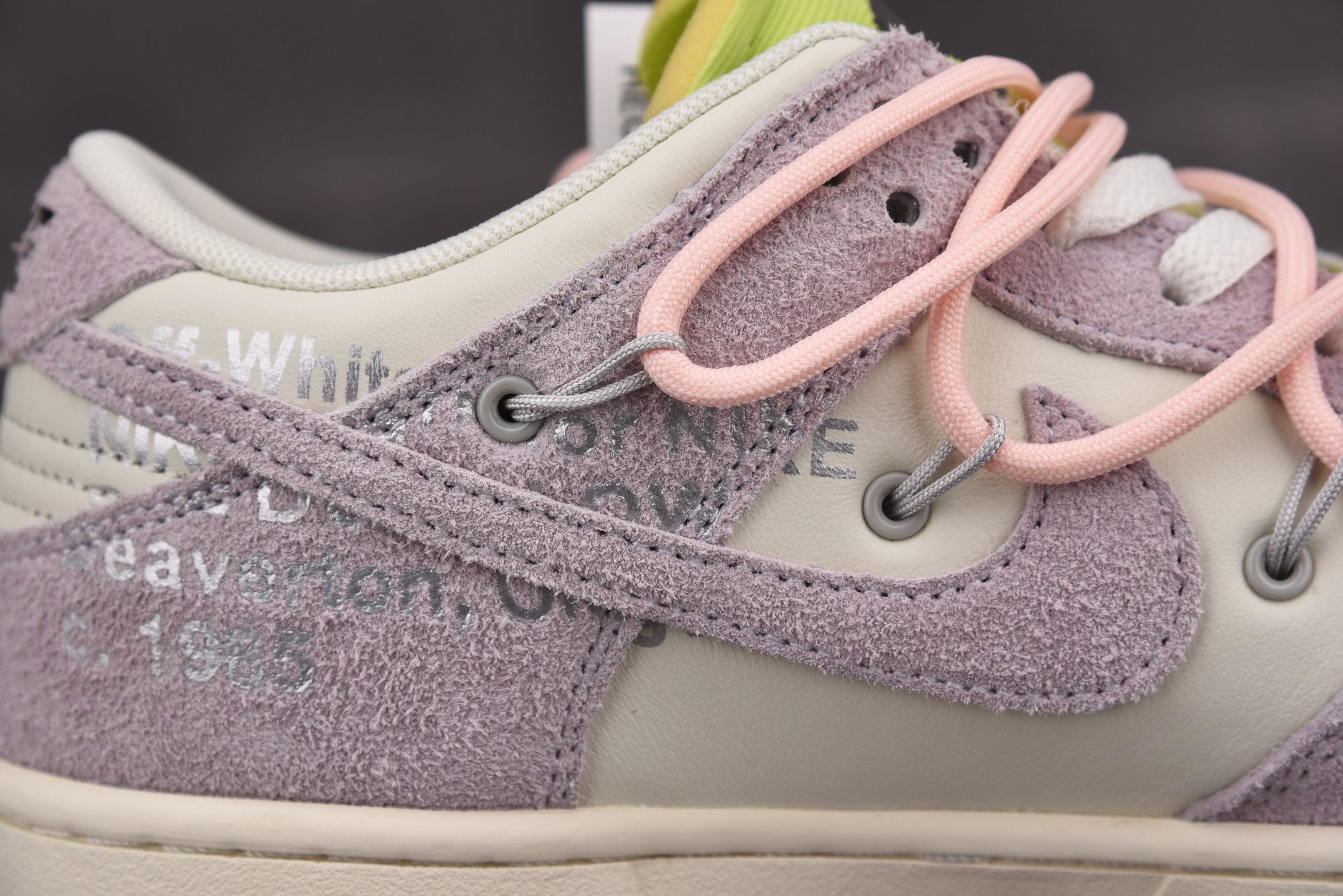 Nike Dunk Low   Lot 12