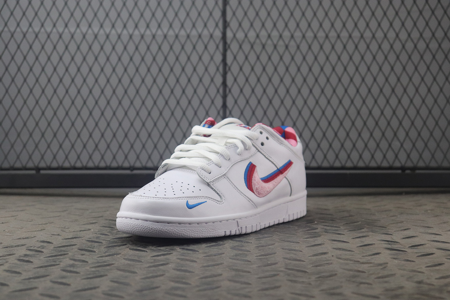 Nike SB Dunk Low Parra