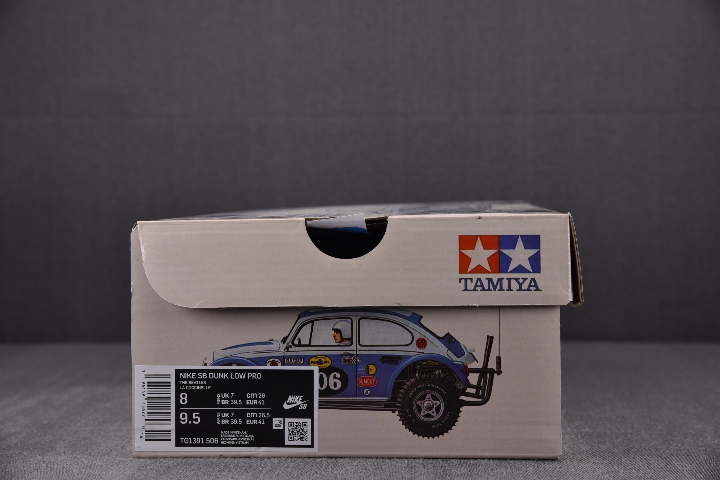 Nike SB Dunk Low Racing Buggt Sand Scorchrc