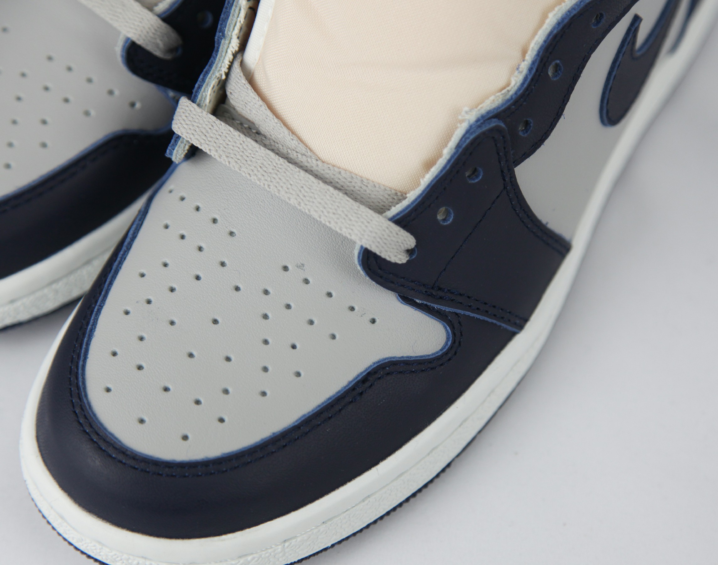 Jordan 1 Retro High 85 Georgetown