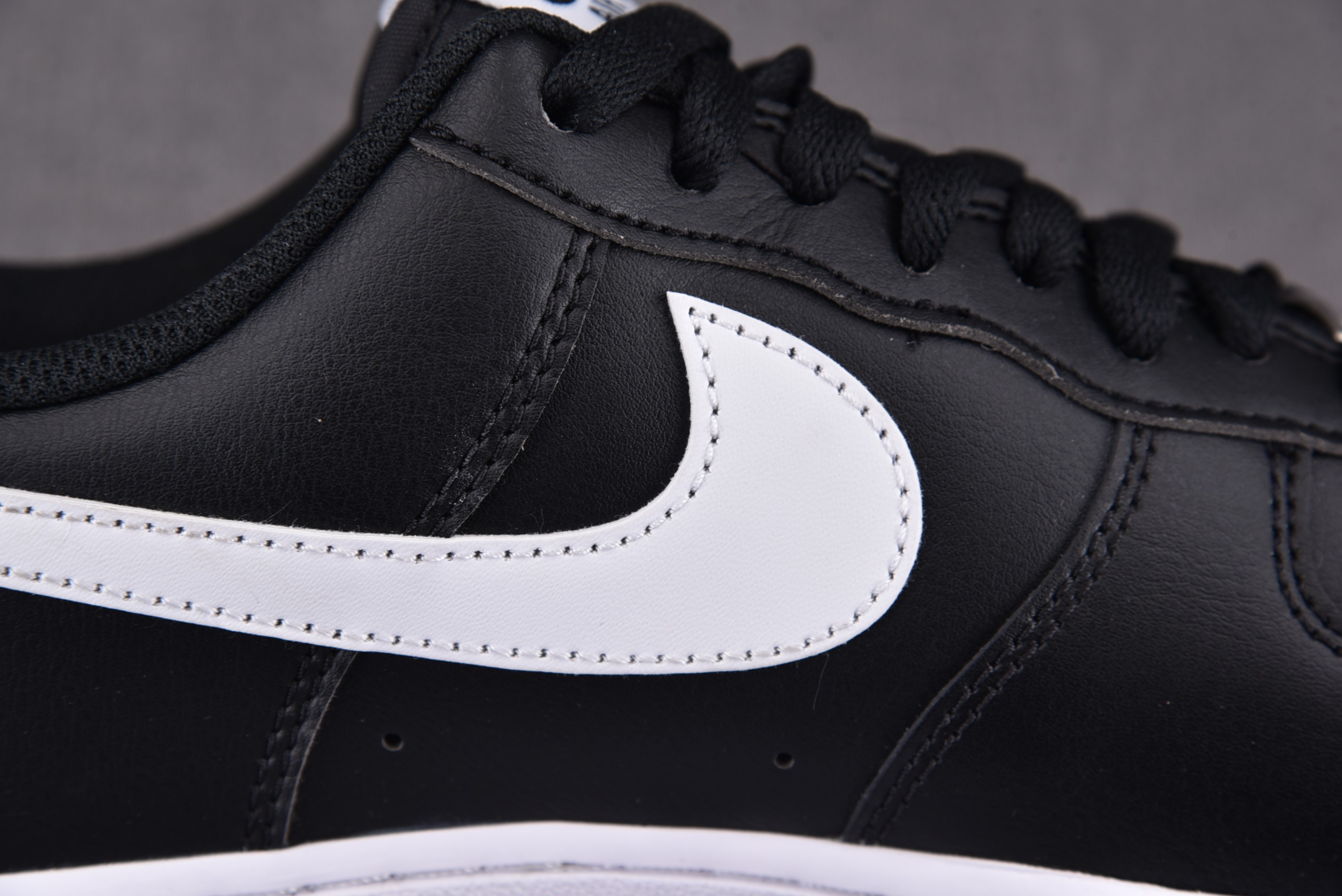 Nike Air Force 1 Low '07 Black