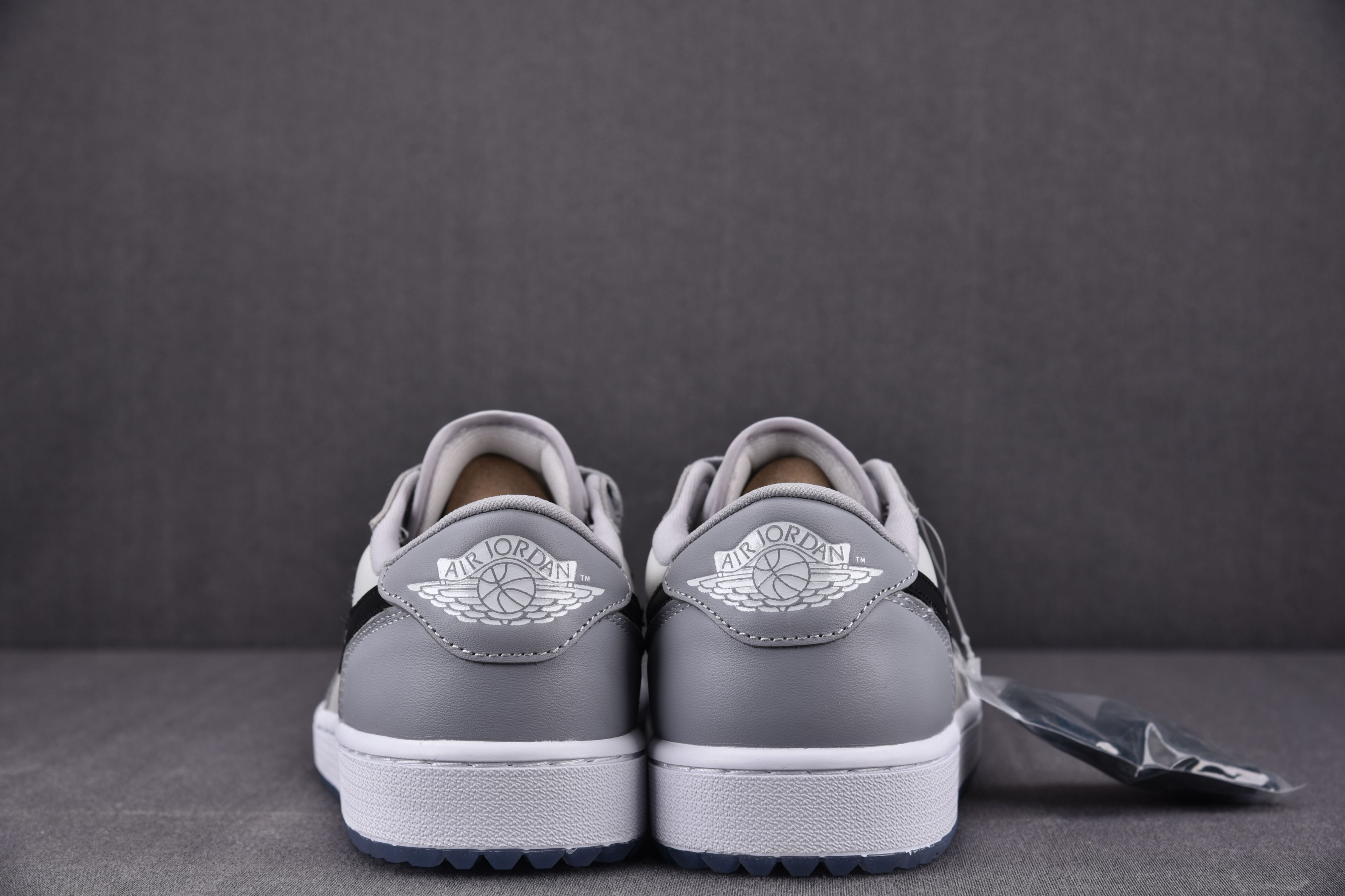 Jordan 1 Retro Low Golf Wolf Grey