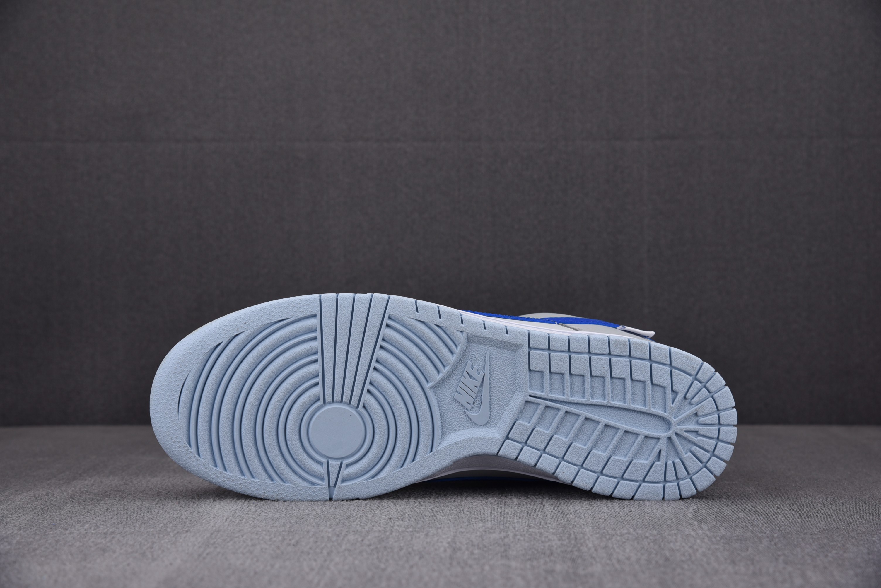 Nike Dunk Low Ivory Hyper Royal