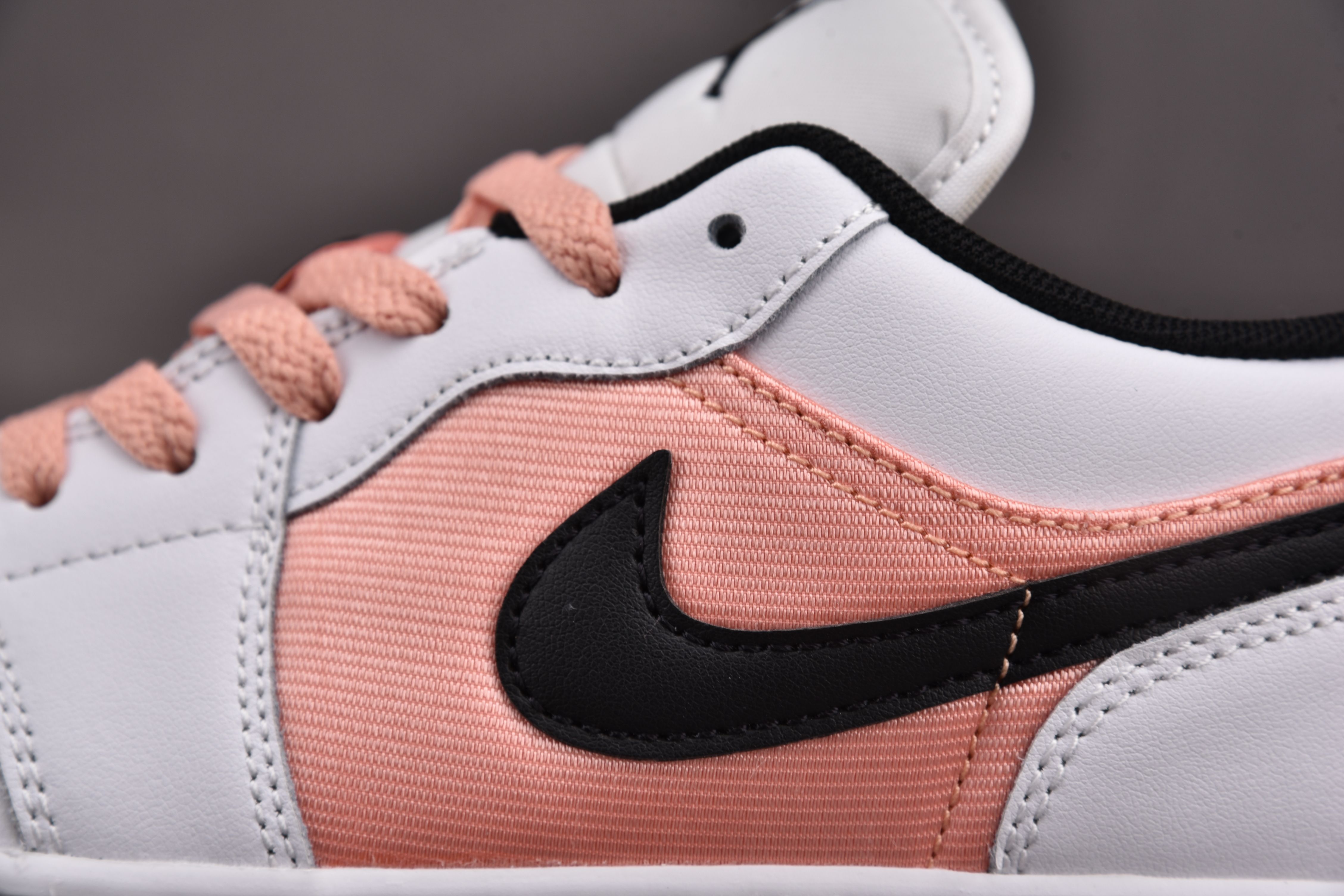 Jordan 1 Low White Light Madder Root (GS)