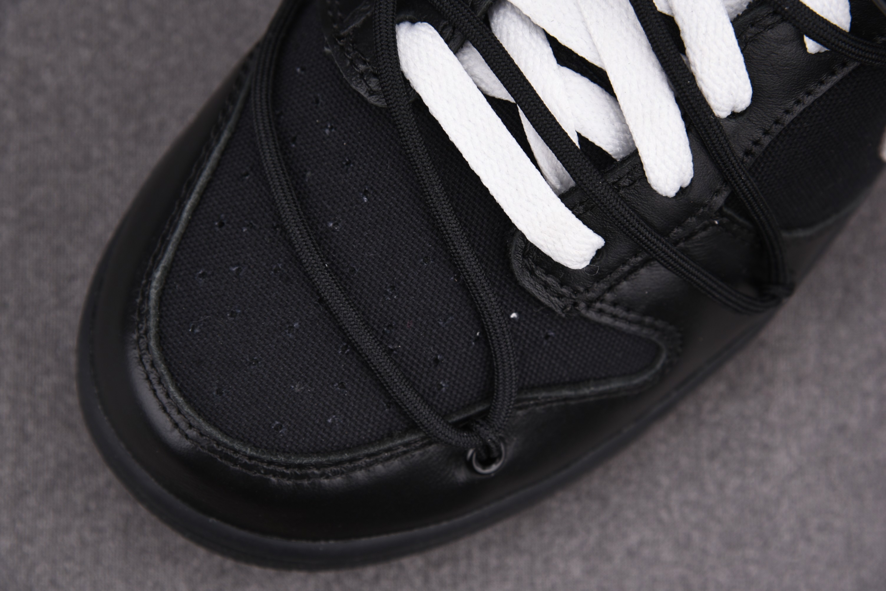 Nike Dunk Low   Lot 50