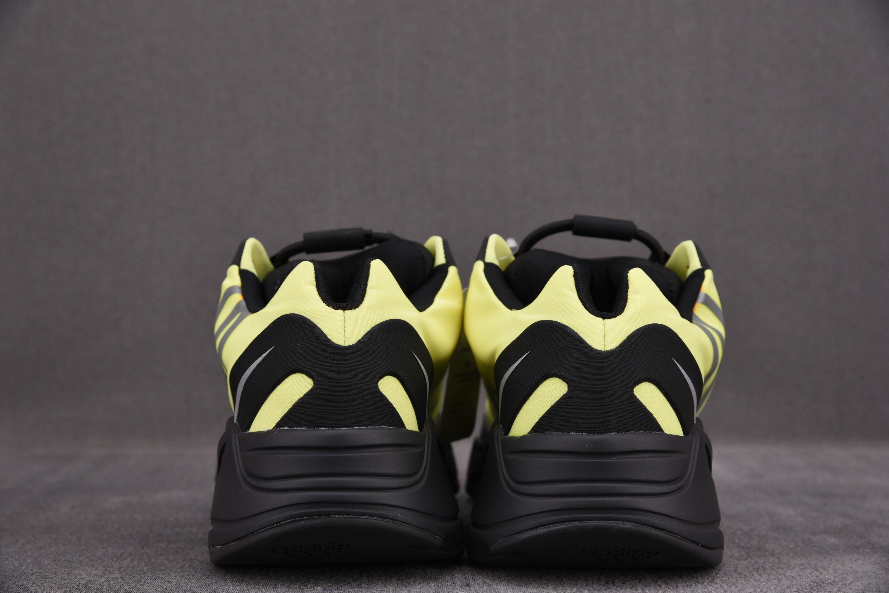 adidas Yeezy Boost 700 MNVN Phosphor