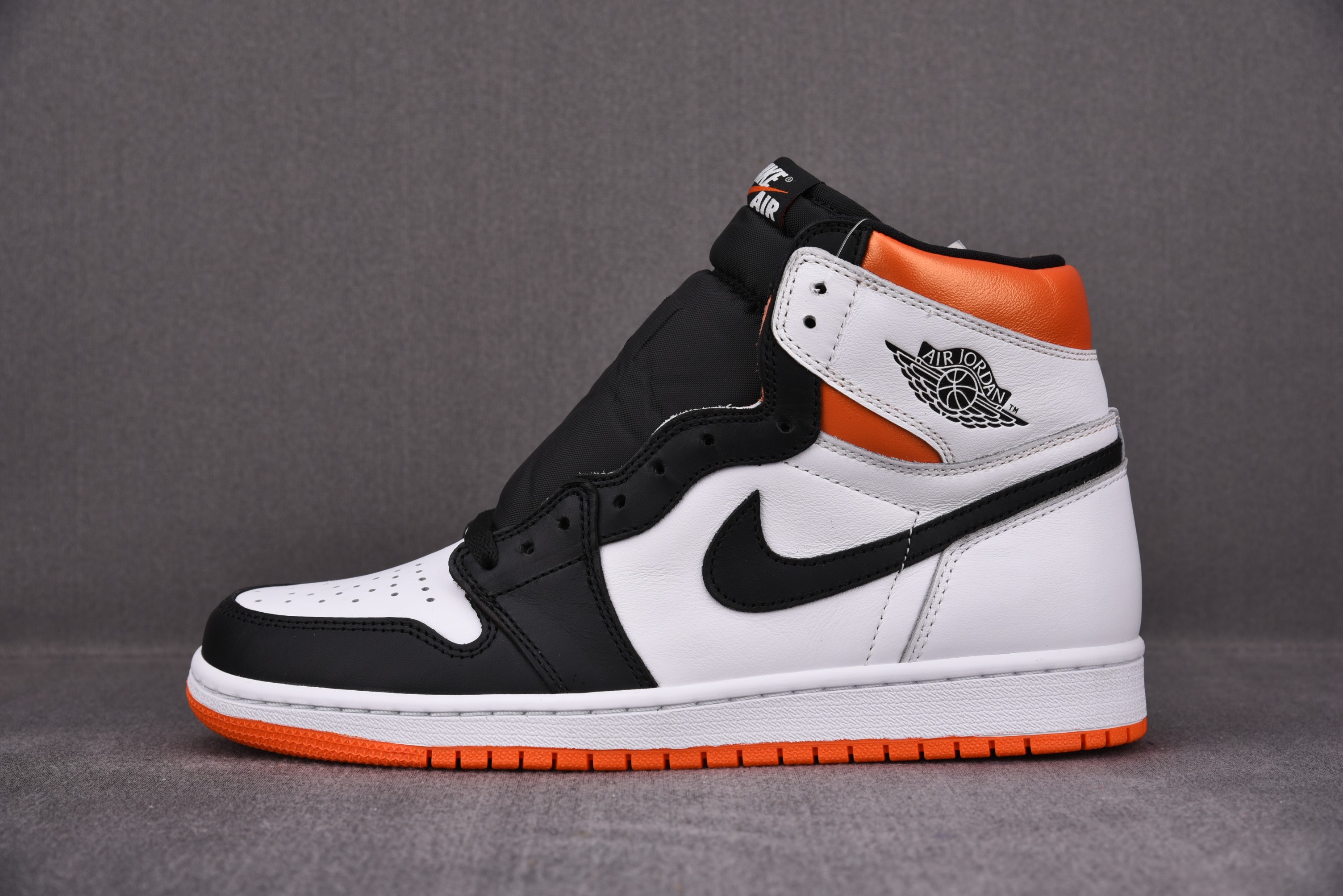 Jordan 1 Retro High Electro Orange