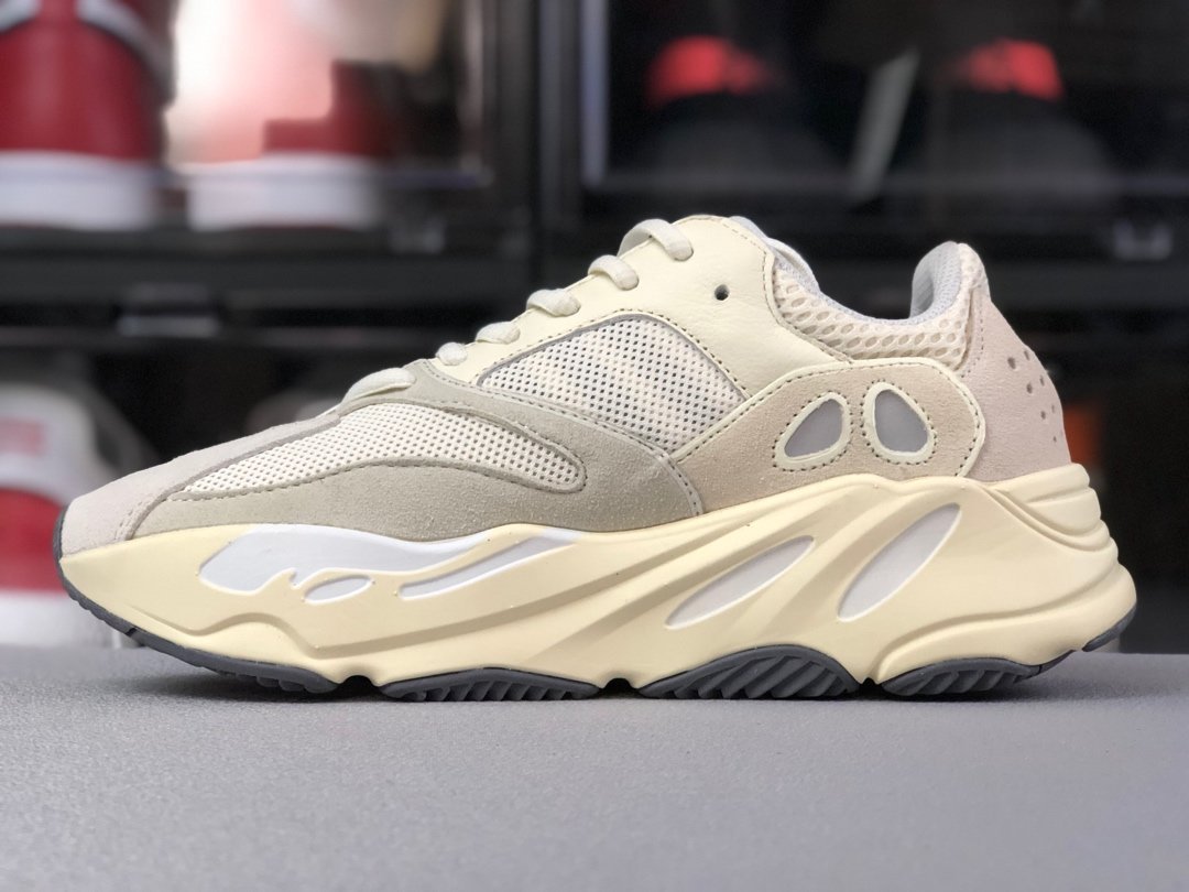 Adidas Yeezy Boost 700 Analog