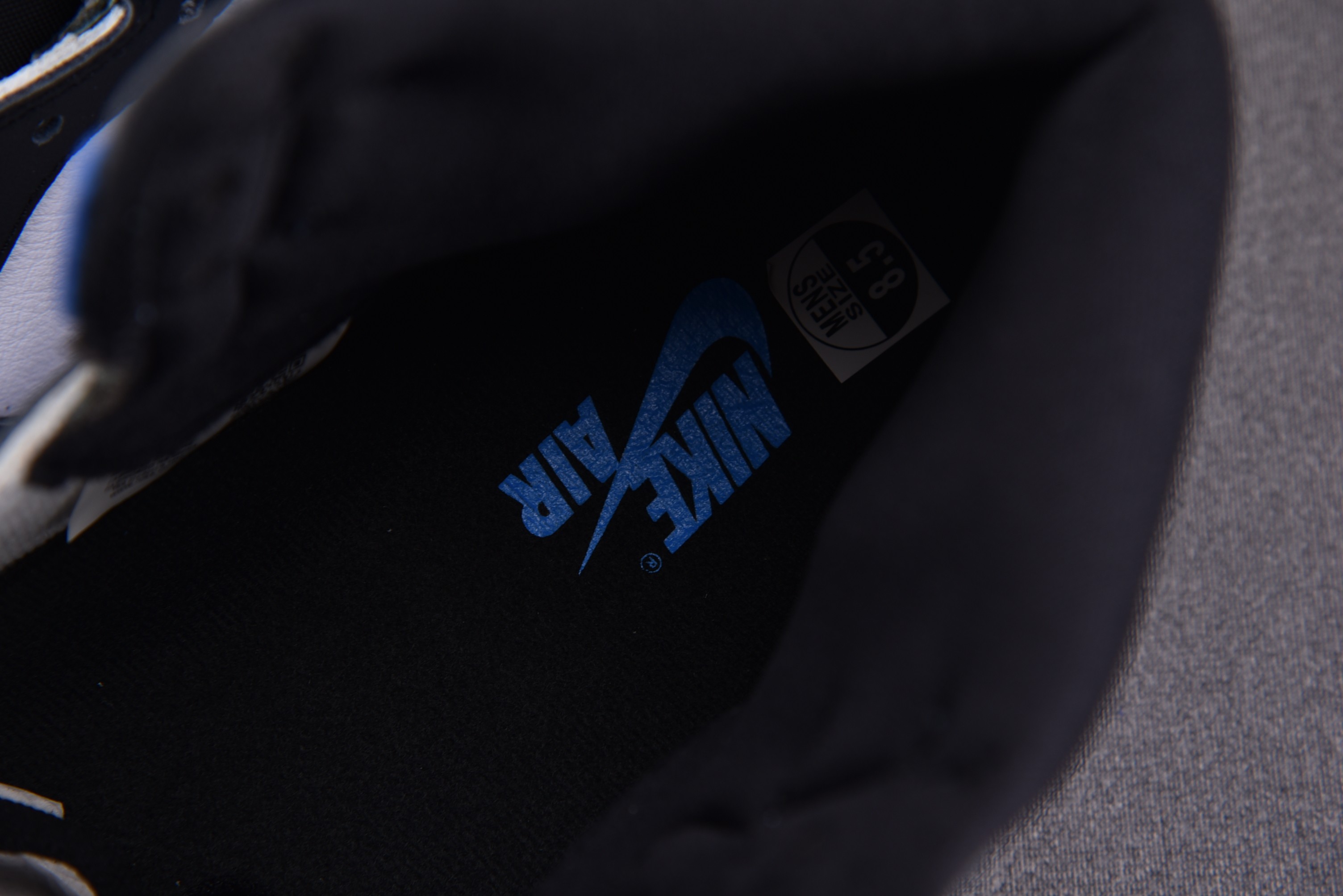 Air Jordan 1 High OG University Blue